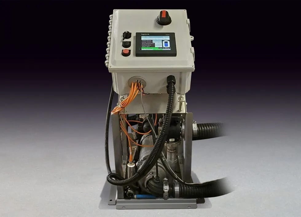 Digital SC-100 controls for optimized industrial machinery performance and connectivity.